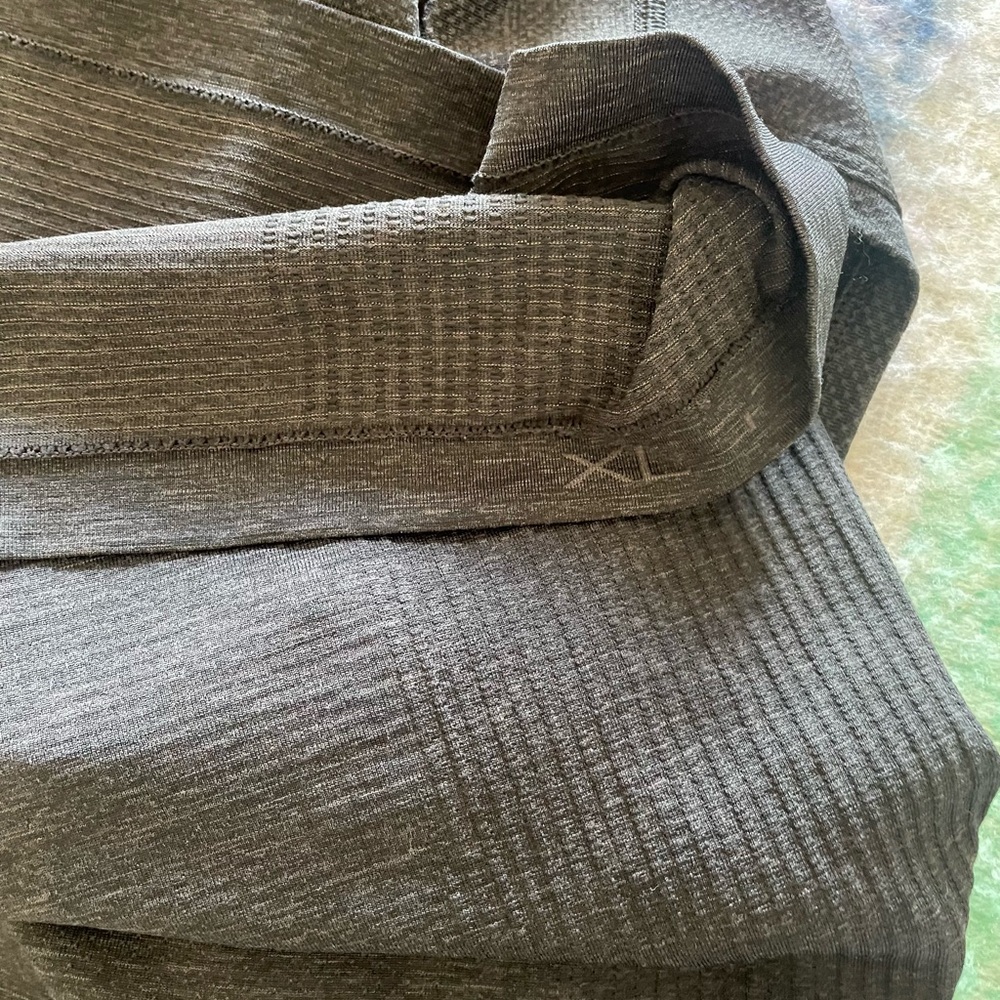 Lululemon Vent Tech - image 7